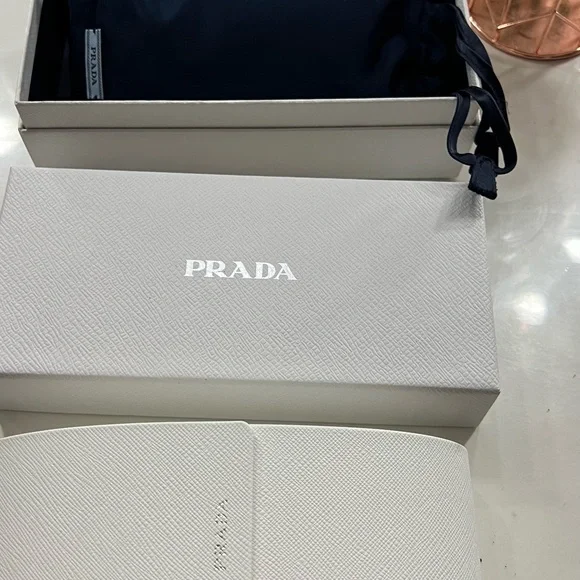 Prada PR R 17WS - Picture 5 of 7